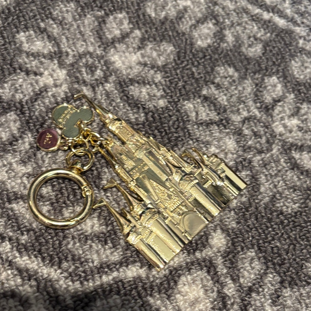 Aden +Louise Gold Disney Castle Keychain Brand new